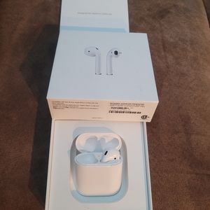 Single Apple AirPods with Charging Case